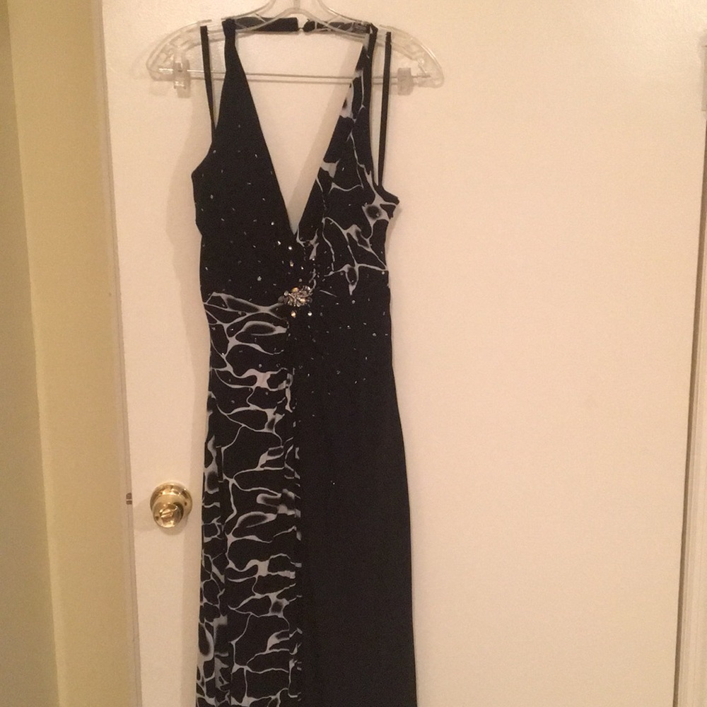 Black slit dress 👗